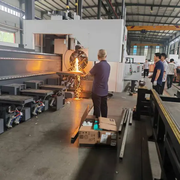Direction de la mise à niveau de l'industrie: étude approfondie de la technologie avancée de coupe de tube laser