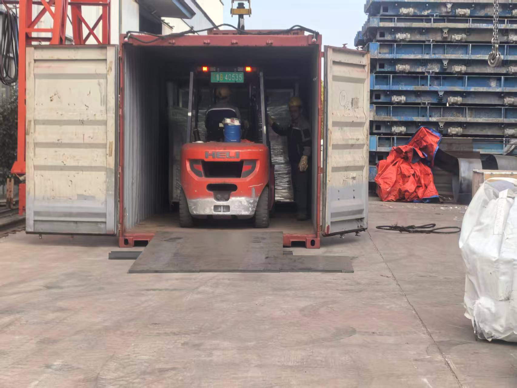 Nouvelles de l'exportation de produits de support de structure en acier par Liweiyuan Steel Structure vers le Chili