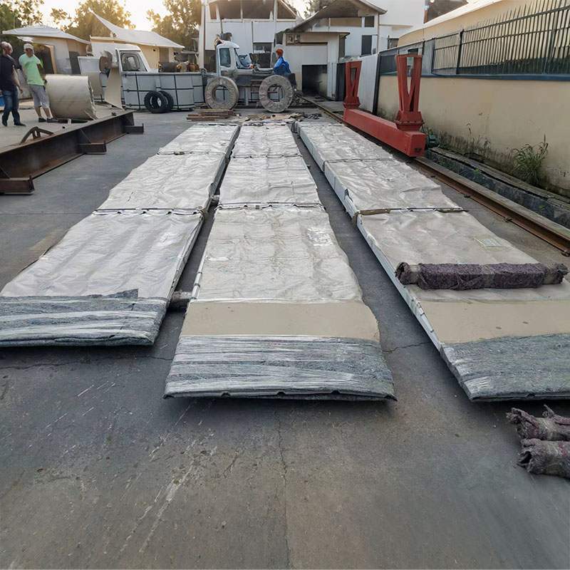 Les plaques d'acier colorées sont-elles la solution ultime pour des projets de construction durables, rentables et modernes